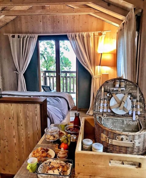 Room service - dining