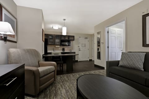 Suite, 1 Bedroom | Room amenity