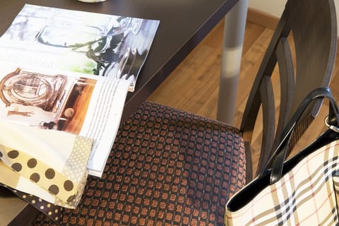 In-room safe, desk, soundproofing, iron/ironing board