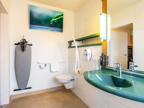 In-room safe, desk, iron/ironing board, free WiFi