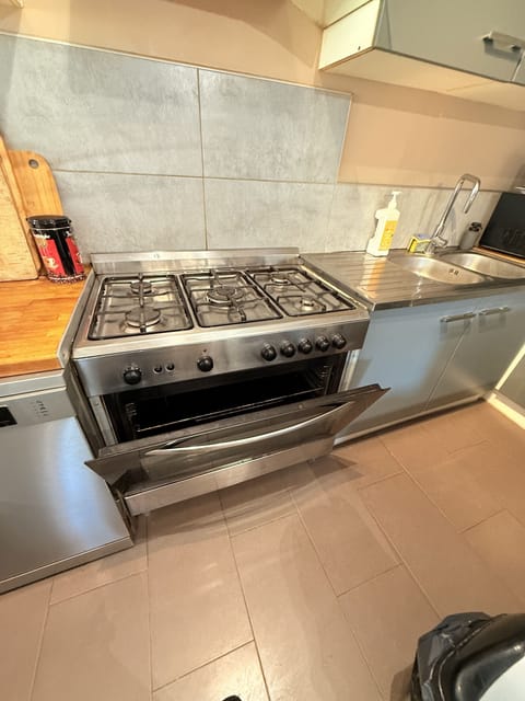 House (La Grange) | Private kitchen