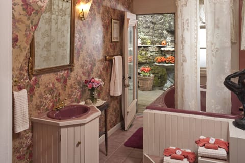 Suite, Private Bathroom (Sarah Bernhardt, 1880s Cliff Cottage) | Bathroom | Shower, free toiletries, hair dryer, bathrobes