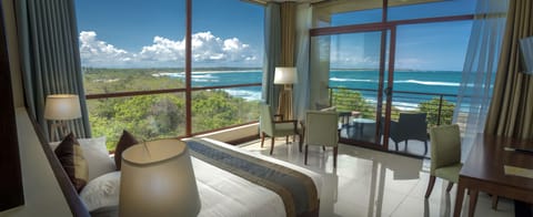 Luxury Room with Panoramic Sea View | Beach/ocean view