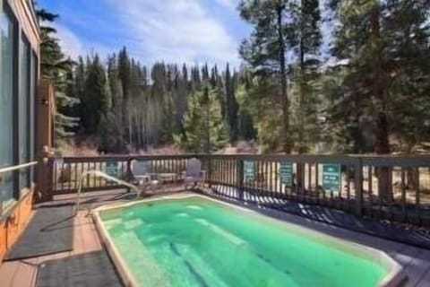 Condo, 1 Bedroom | Outdoor spa tub