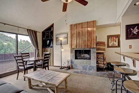 Condo, 2 Bedrooms | Living area | TV, DVD player