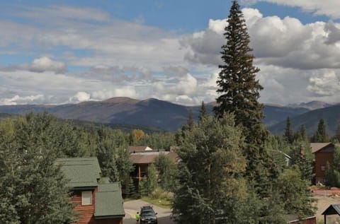 Condo, 2 Bedrooms | Exterior