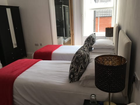 Double or Twin Room (Superior King) | Blackout drapes, iron/ironing board, free WiFi, bed sheets