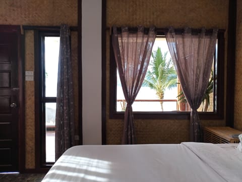 Comfort Double Room, Pool Access, Sea View | Premium bedding, memory foam beds, in-room safe, individually furnished