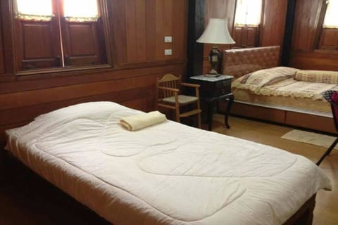 Standard Double Room | Free WiFi