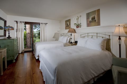 Standard Room, 2 Double Beds | Premium bedding, down comforters, minibar, in-room safe