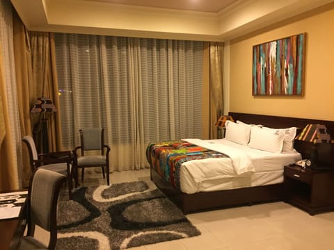 Presidential Suite | Premium bedding, down comforters, minibar, in-room safe