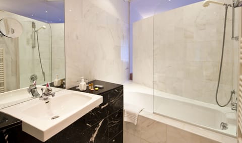 Free toiletries, hair dryer, bathrobes, slippers