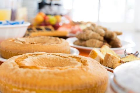 Daily buffet breakfast (EUR 8 per person)