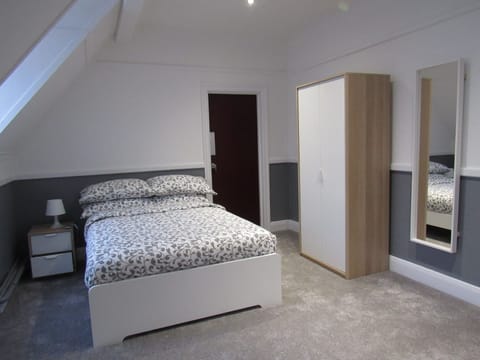 Comfort Double or Twin Room, Ensuite (Room 1) | WiFi