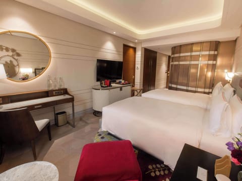 Superior Room, 2 Twin Beds (Atrium) | 1 bedroom, premium bedding, down comforters, minibar