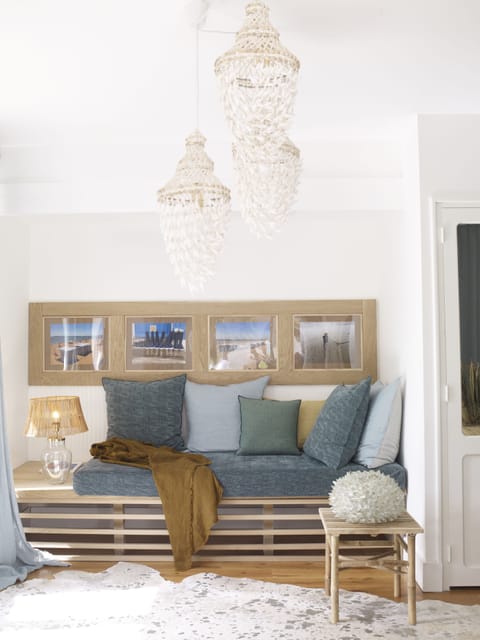 Junior Suite, Accessible | Living area | Flat-screen TV