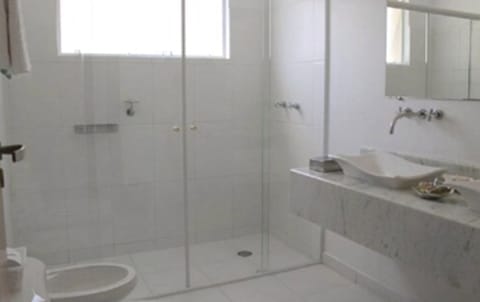 Superior Room | Bathroom | Shower, free toiletries, hair dryer, bidet