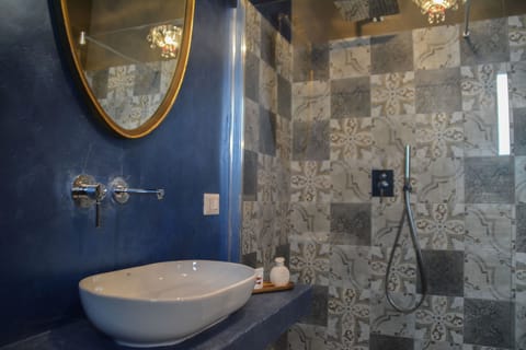 Superior Suite, 1 Bedroom, Terrace | Bathroom | Shower, free toiletries, hair dryer, towels