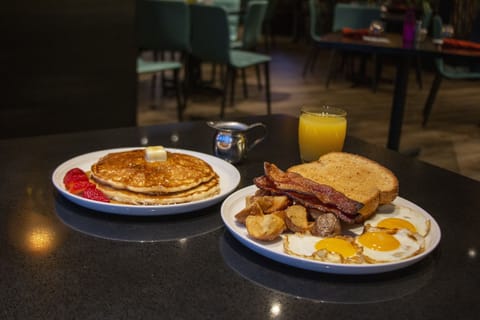 Daily cooked-to-order breakfast for a fee