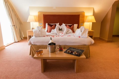 Luxury Room | Premium bedding, in-room safe, desk, iron/ironing board