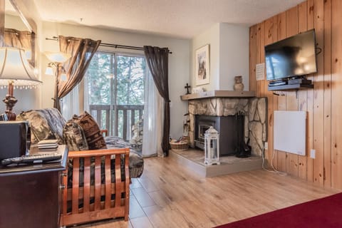 Condo, 1 Bedroom, Mountain View (Mammoth View Villas #34) | Room amenity