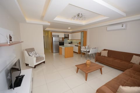 Comfort Suite, 2 Bedrooms, Sea Facing | Premium bedding, desk, iron/ironing board, free WiFi