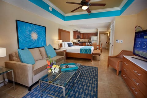 Beach Tower Studio Suite | In-room safe, blackout drapes, iron/ironing board, cribs/infant beds