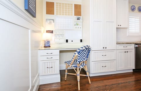 Need to get some work done...cozy up to the nook and check your emails.