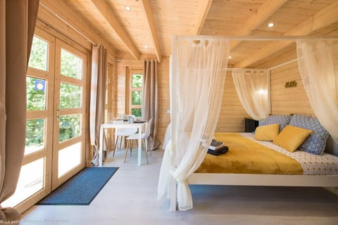 Cottage | 1 bedroom, premium bedding, soundproofing, bed sheets