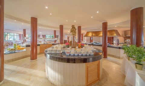 Daily buffet breakfast (EUR 14 per person)