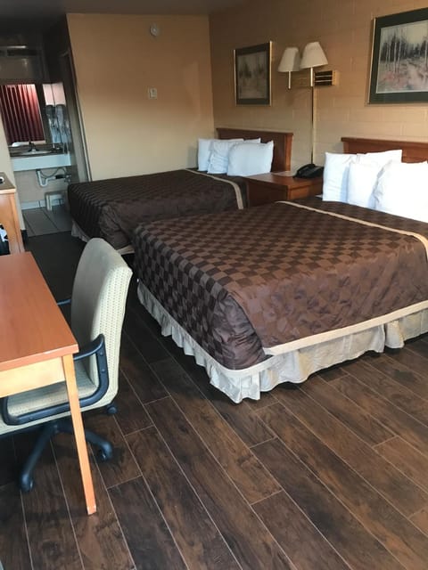 Individually furnished, desk, soundproofing, bed sheets