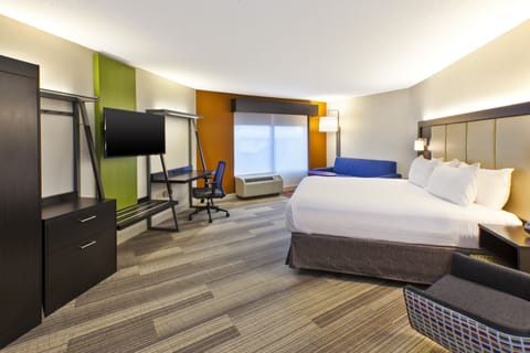 Suite, 1 King Bed | In-room safe, desk, iron/ironing board, free cribs/infant beds