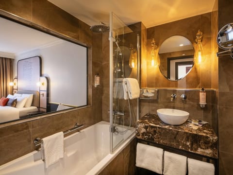 Minibar, in-room safe, desk, blackout drapes