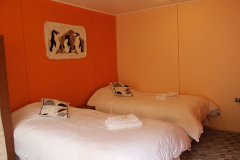 Standard Twin Room, 2 Twin Beds, Private Bathroom | Soundproofing, free WiFi, bed sheets