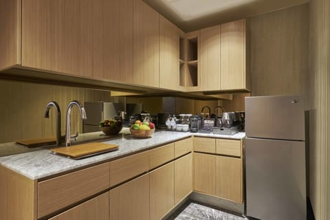 Premium Suite, 1 Bedroom | Private kitchenette | Fridge, coffee/tea maker, electric kettle