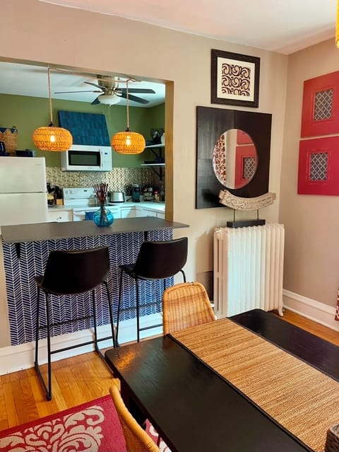 Dining room opens to kitchen great for hang outs
