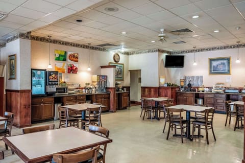 Free buffet breakfast