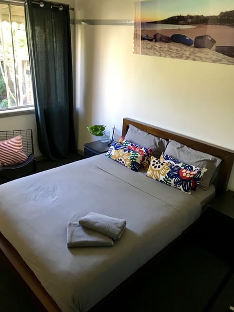 Double Bed Private Room (Shared Bathroom) | Free WiFi