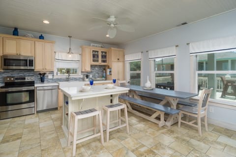 Charming fully equipped New England-style kitchen