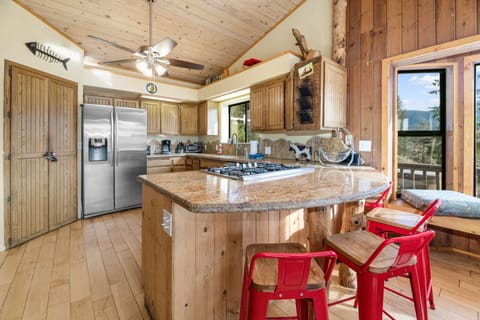 Beautiful Kitchen. - Expansive kitchen with upgraded appliances.
Opens to living room and dining room.
GREAT for entertaining. Located on Main Floor.