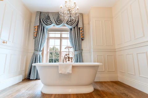 Superior Double Room | Bathroom | Designer toiletries, hair dryer, bathrobes, slippers