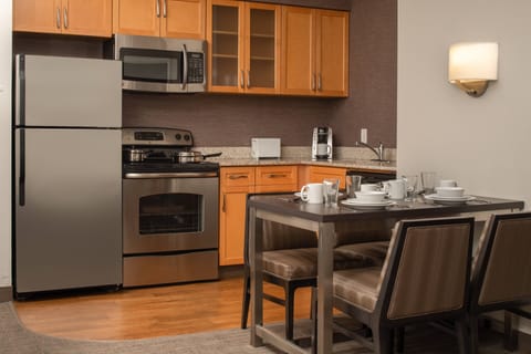 Suite, 2 Bedrooms | Private kitchen | Fridge, microwave, stovetop, dishwasher