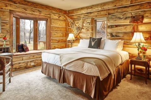 Cabin | Premium bedding, pillowtop beds, individually decorated