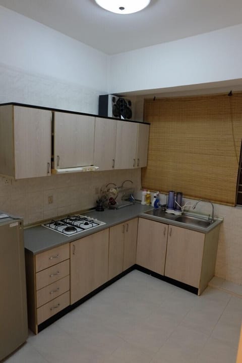 Condo, 3 Bedrooms, Pool View | Private kitchen | Full-size fridge, stovetop, electric kettle, cookware/dishes/utensils