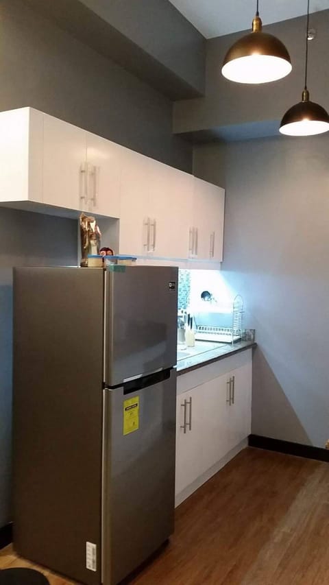 Condo, 2 Bedrooms | Private kitchenette | Full-size fridge, microwave, stovetop, electric kettle