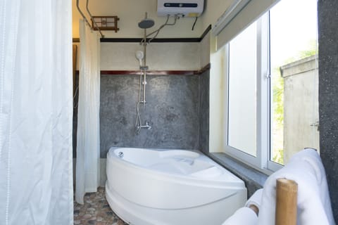 Villa, 3 Bedrooms, Pool View | Bathroom | Combined shower/tub, free toiletries, hair dryer, bathrobes