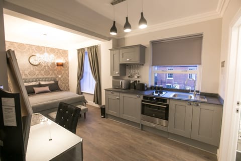 Apartment (Holt Country Park) | Private kitchen | Fridge, microwave, oven, stovetop