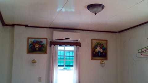 Double Room, 1 Bedroom, City View | Room amenity