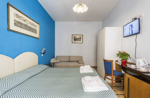 In-room safe, desk, iron/ironing board