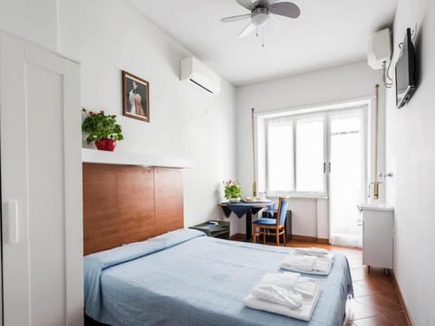 In-room safe, desk, iron/ironing board